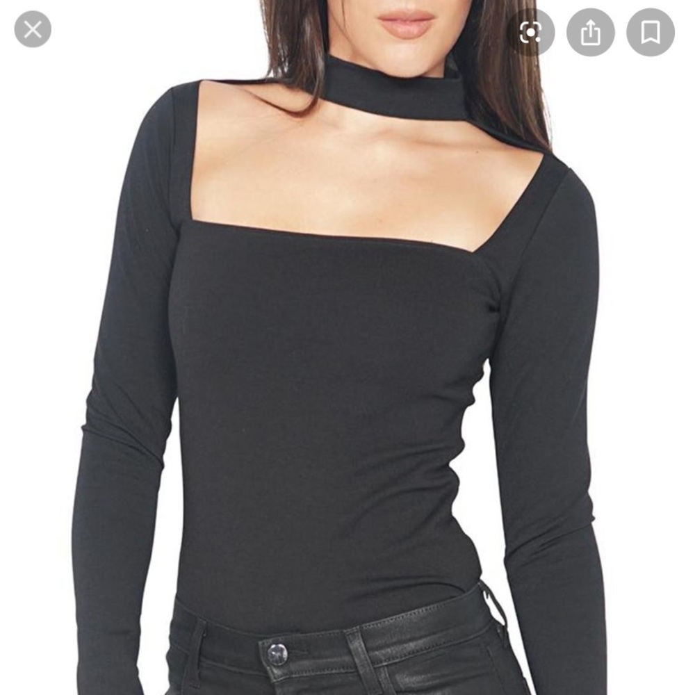 Donna mizani cutout choker top